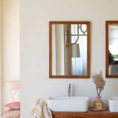 Loggia - Espejo de acacia de 70 cm x 50 cm