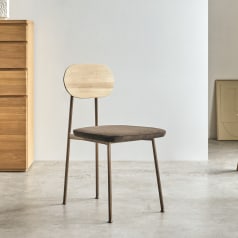 Yutapi - Silla marrón de roble