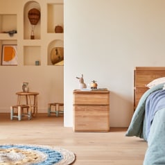 Nino - Children's bedside table in solid teak