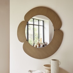 Sara - Round mirror in light mindi wood, 110x110 cm