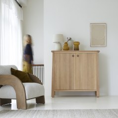 Volute - Aparador de roble macizo de 125 cm