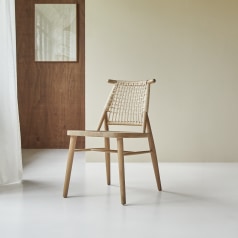 Arturo - Chair in solid acacia with woven seat