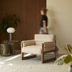 Orso - Poltrona in rovere massello e tessuto beige