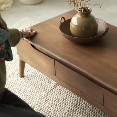 Gabrielle - Couchtisch aus massivem Mangoholz Gabrielle