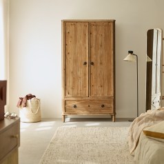 Emily - Schrank aus recyceltem Kiefernholz