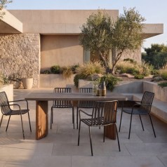 Sergio - Garden Table in solid acacia and dark grey cement, 6/8 pers.