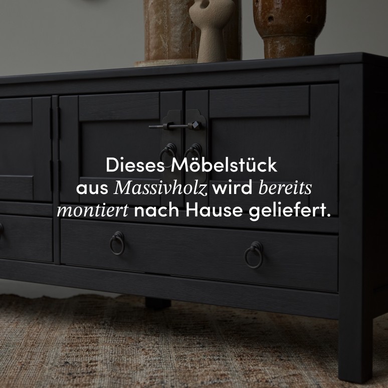 Thaki Black - TV-Schrank aus massiver Kiefer 140 cm