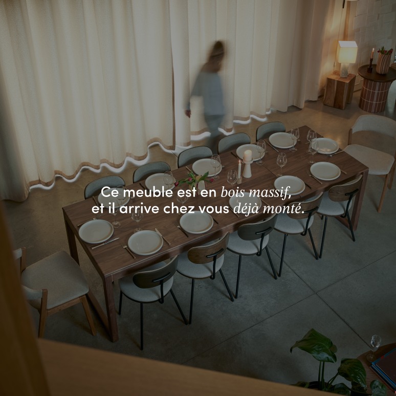 Arto - Table extensible en noyer massif 6-12 pers.