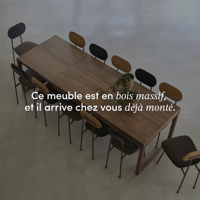 Arto - Table extensible en noyer massif 6-12 pers.