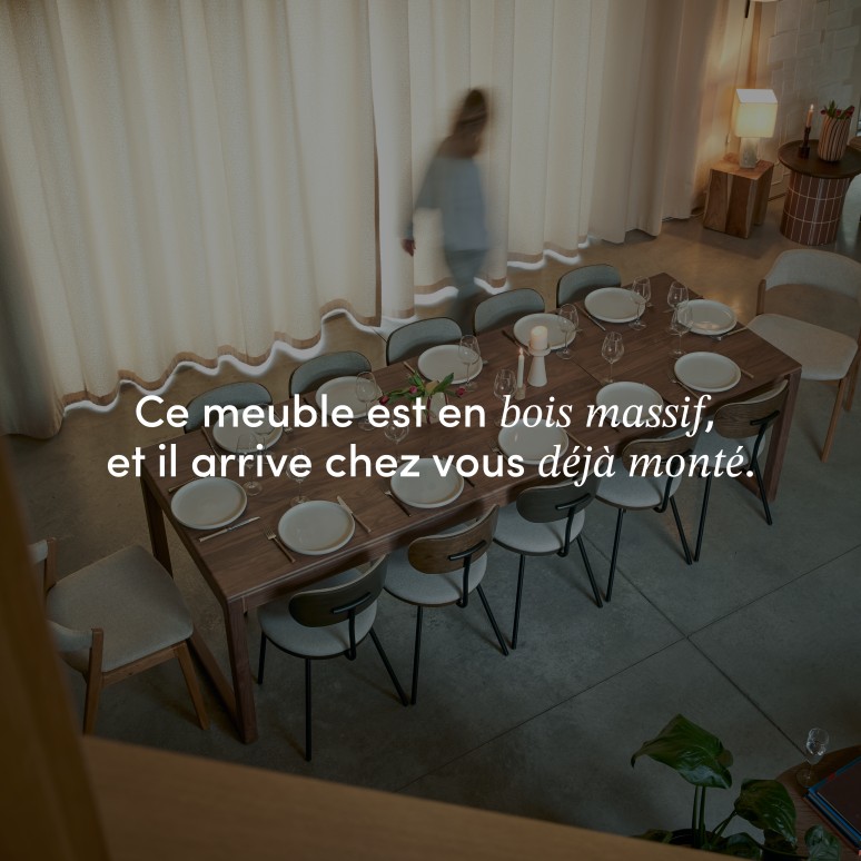 Arto - Table extensible en noyer massif 6-12 pers.