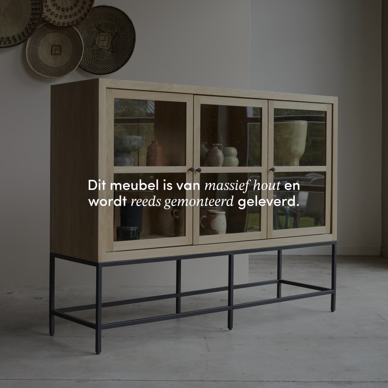 Babeth - Lage vitrinekast van massief eikenhout