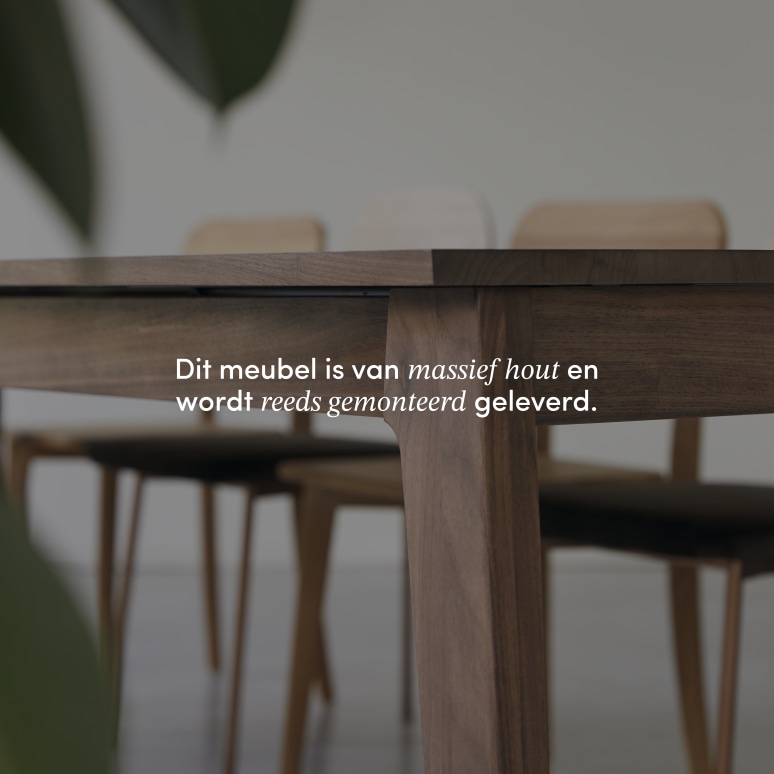 Esmée - Uitschuifbare tafel in massief notenhout 6-12 pers.