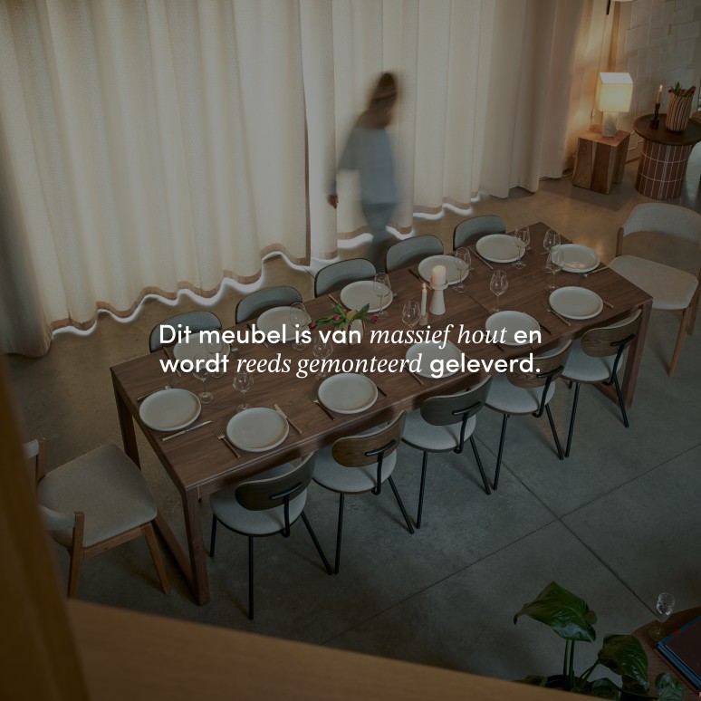 Arto - Uitschuifbare tafel in massief notenhout voor 6-12 pers.