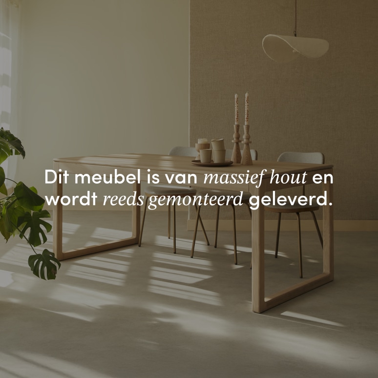 Arto - Uitschuifbare tafel van massief eikenhout 6-12 personen.