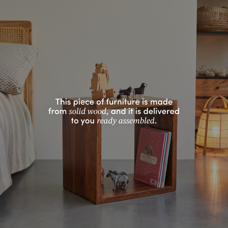 Kwarto - Children's solid sheesham bedside table