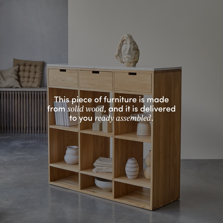 Miho - Entryway console table in solid oak with Premium White terrazzo