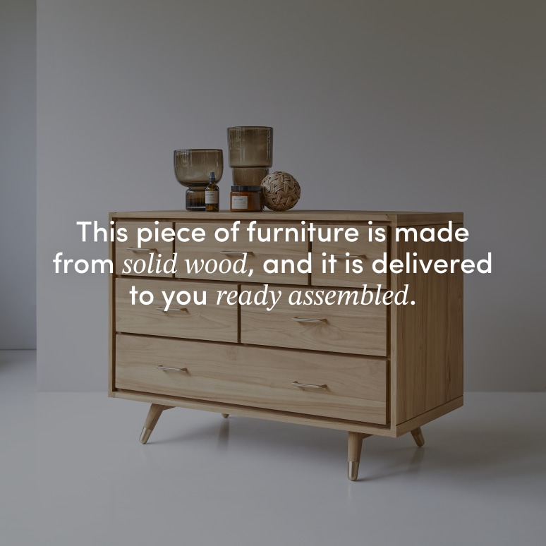 Kort - Chest of drawers in solid teak