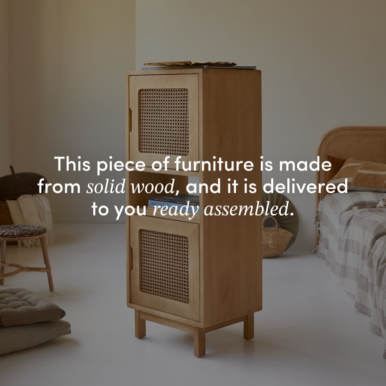 Luis - Low children’s bookcase in solid elm and rattan