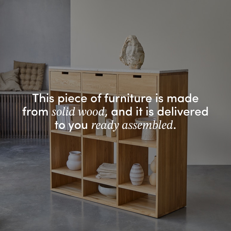 Miho - Entryway console table in solid oak with Premium White terrazzo