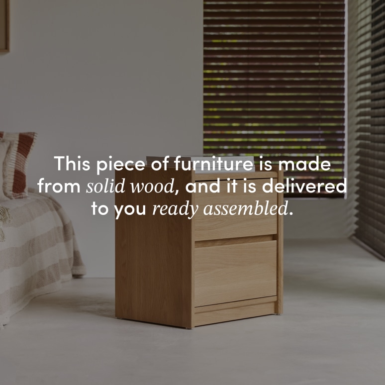 Arto - Bedside table in solid oak with 2 drawers