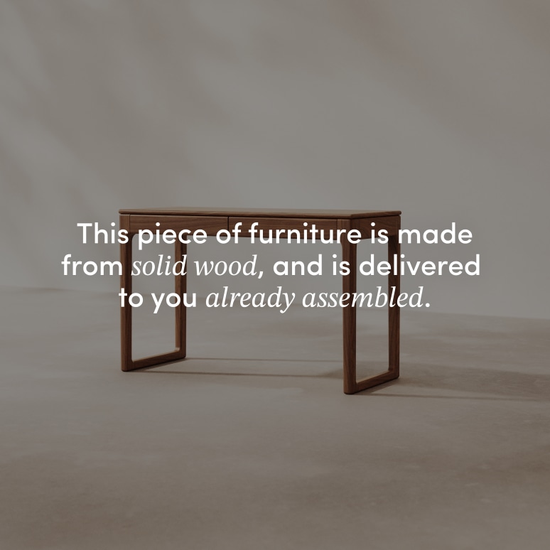 Arto - Desk in solid walnut