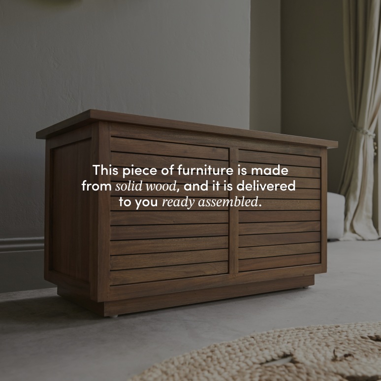 Loggia - Solid Acacia Chest