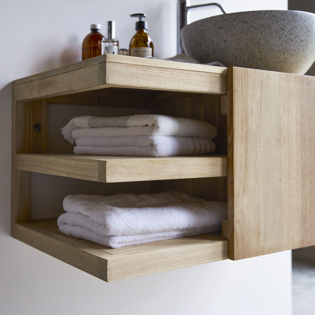 Typo - Waschtischunterschrank aus massivem Teakholz 90 cm