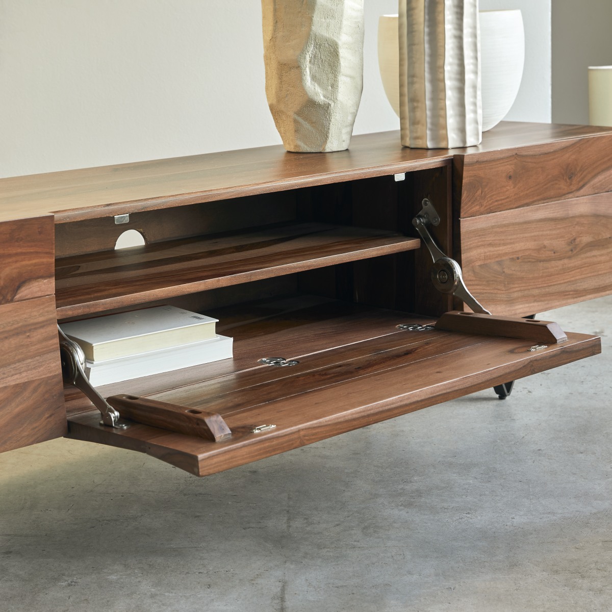 Metric - TV Schrank aus massivem Palisanderholz 175 cm