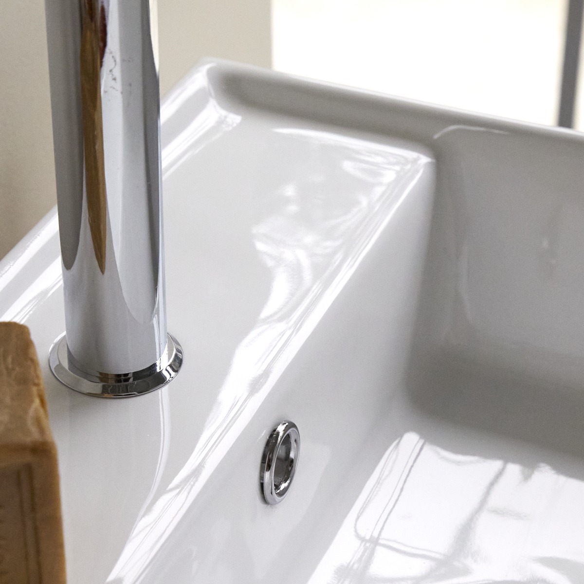 Leonce - Waschbecken aus Keramik b. 42 cm