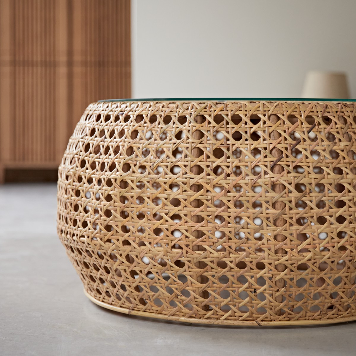 Esther - Couchtisch aus Rattan
