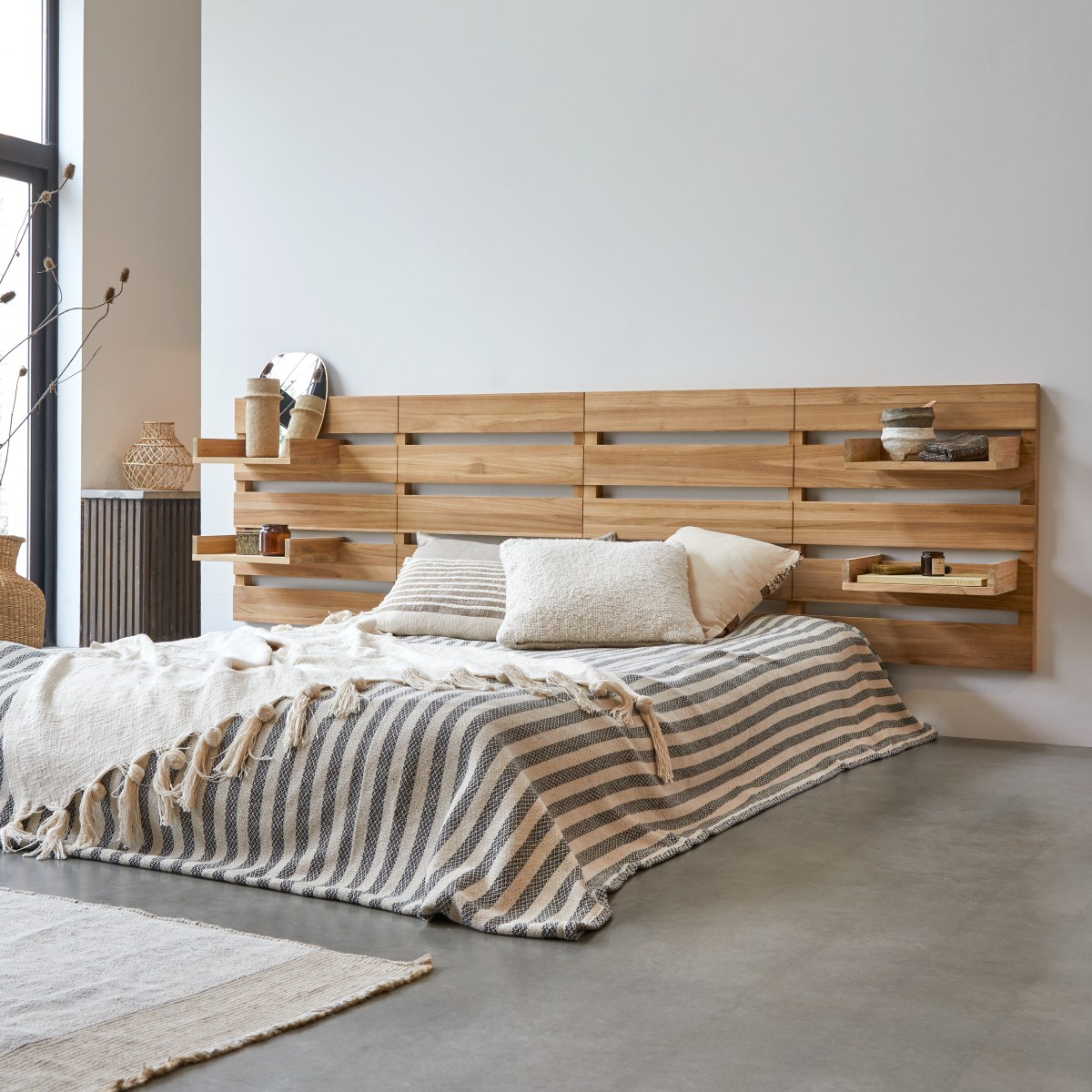 Urbain - Kopfteil aus Teak massiv mit Ablagen 270 cm