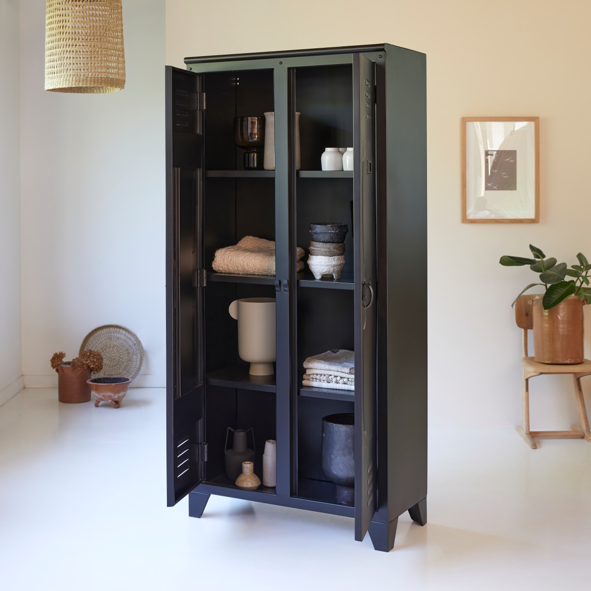 Industriel - Esszimmerschrank aus Metall