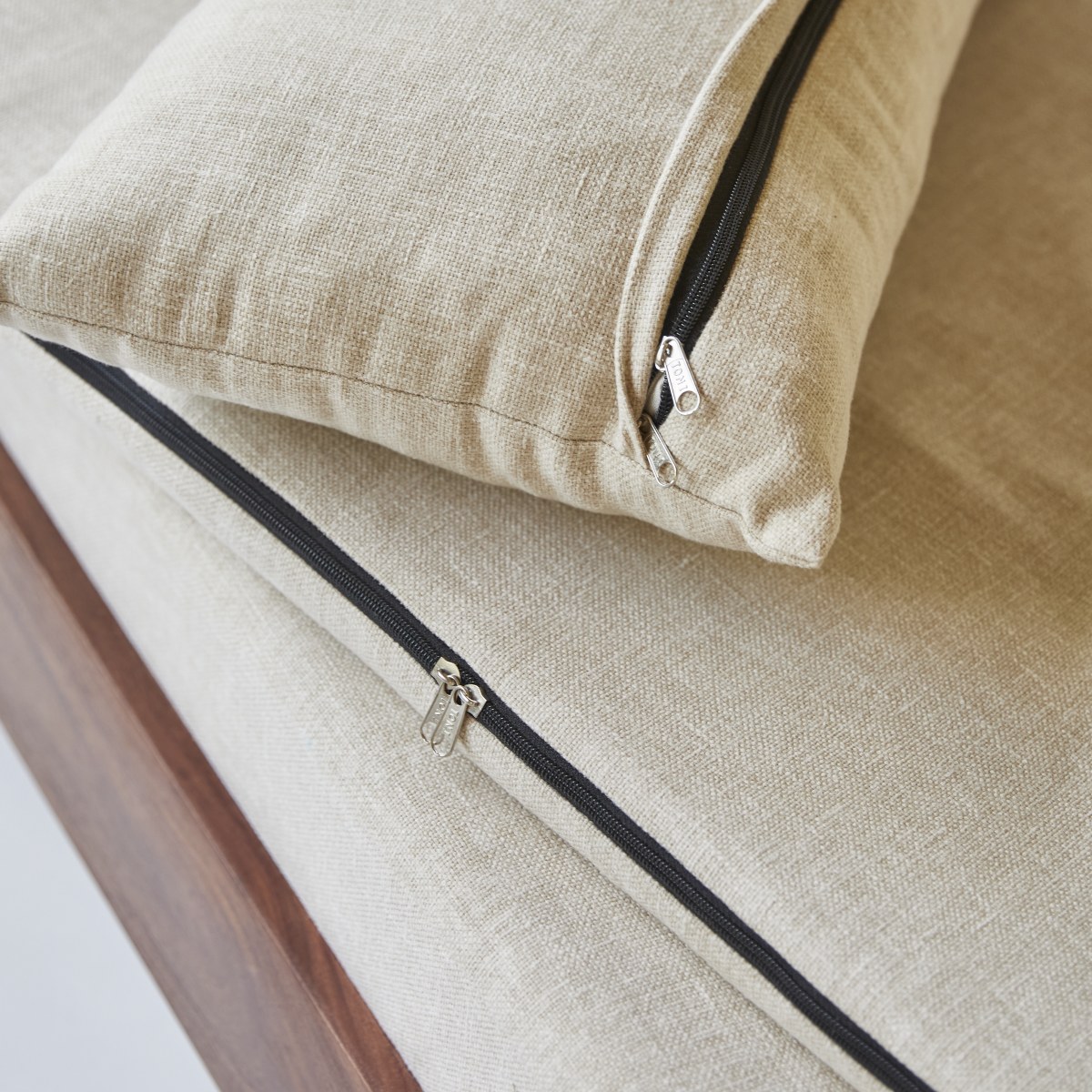 Metric - Sofa aus massives Palisanderholz