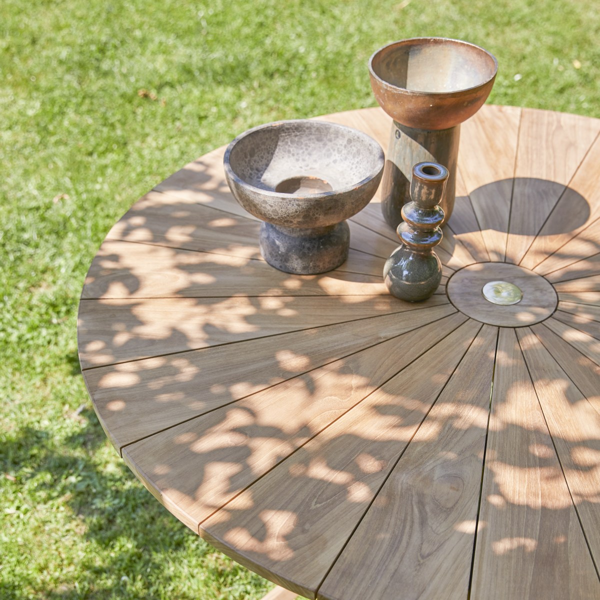 Andria - Outdoor Gartenmöbel Set aus massivem Teak 2 Lehnstühle