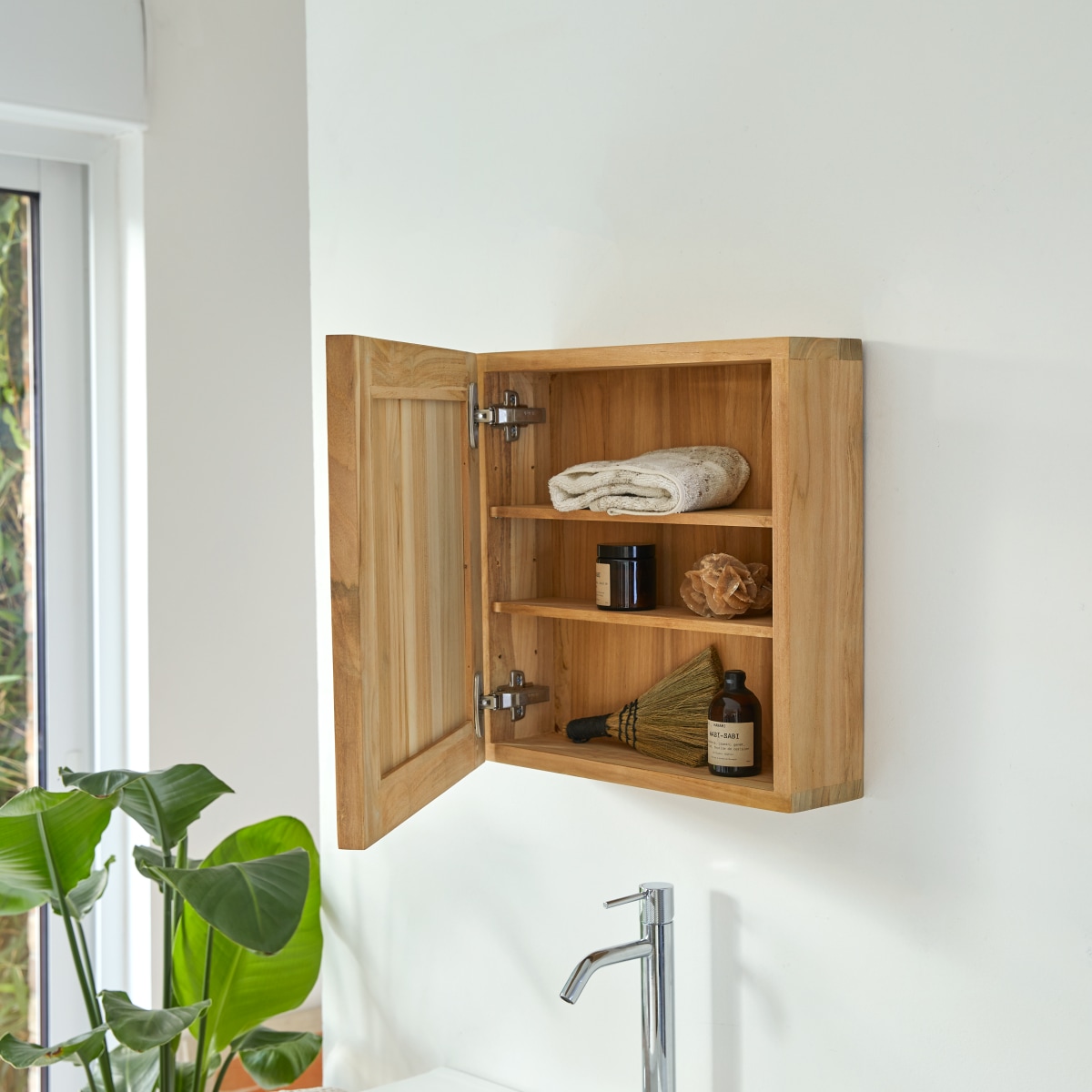 Jill - Spiegelschrank aus massivem Teak