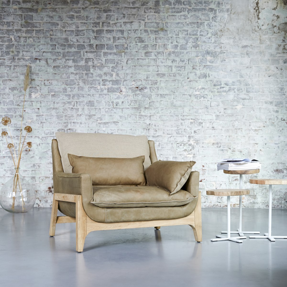 Woodnest - Sessel aus massivem Eichenholz und Leder Cheyenne