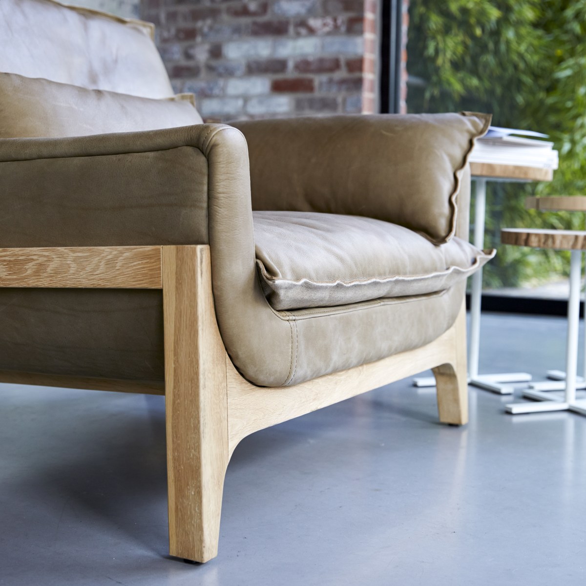 Woodnest - Sessel aus massivem Eichenholz und Leder Cheyenne