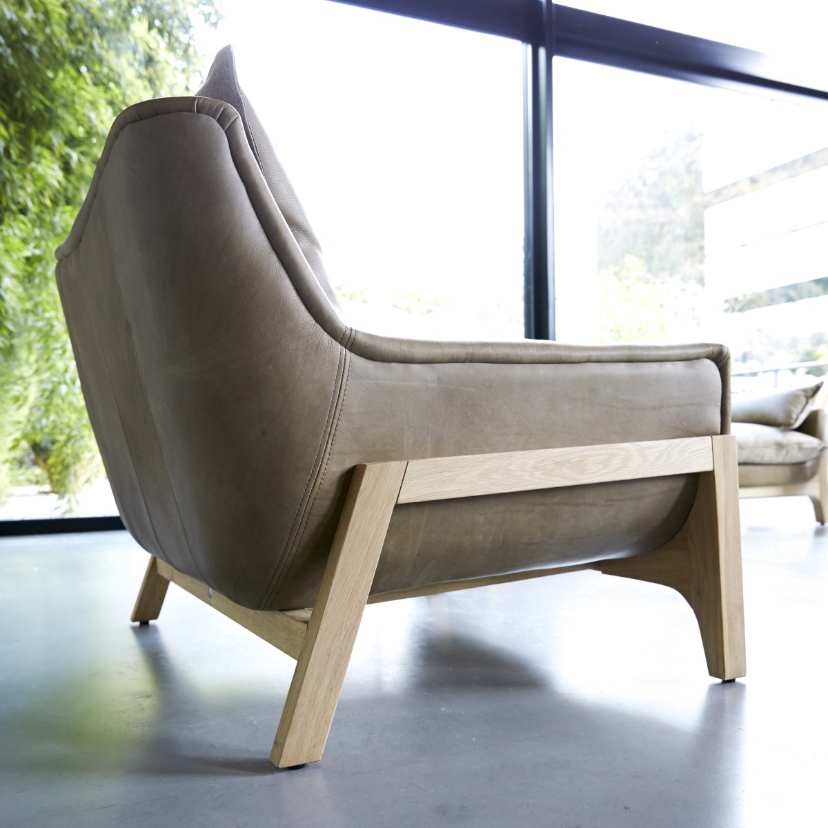 Woodnest - Sessel aus massivem Eichenholz und Leder Cheyenne
