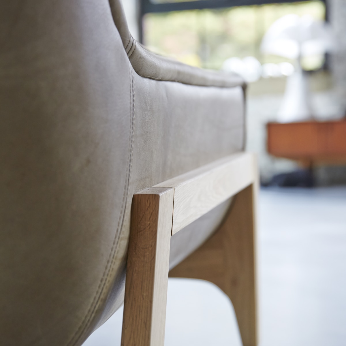 Woodnest - Sessel aus massivem Eichenholz und Leder Cheyenne