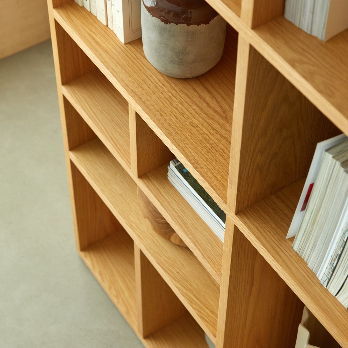 Eyota - Bibliothèque haute en chêne