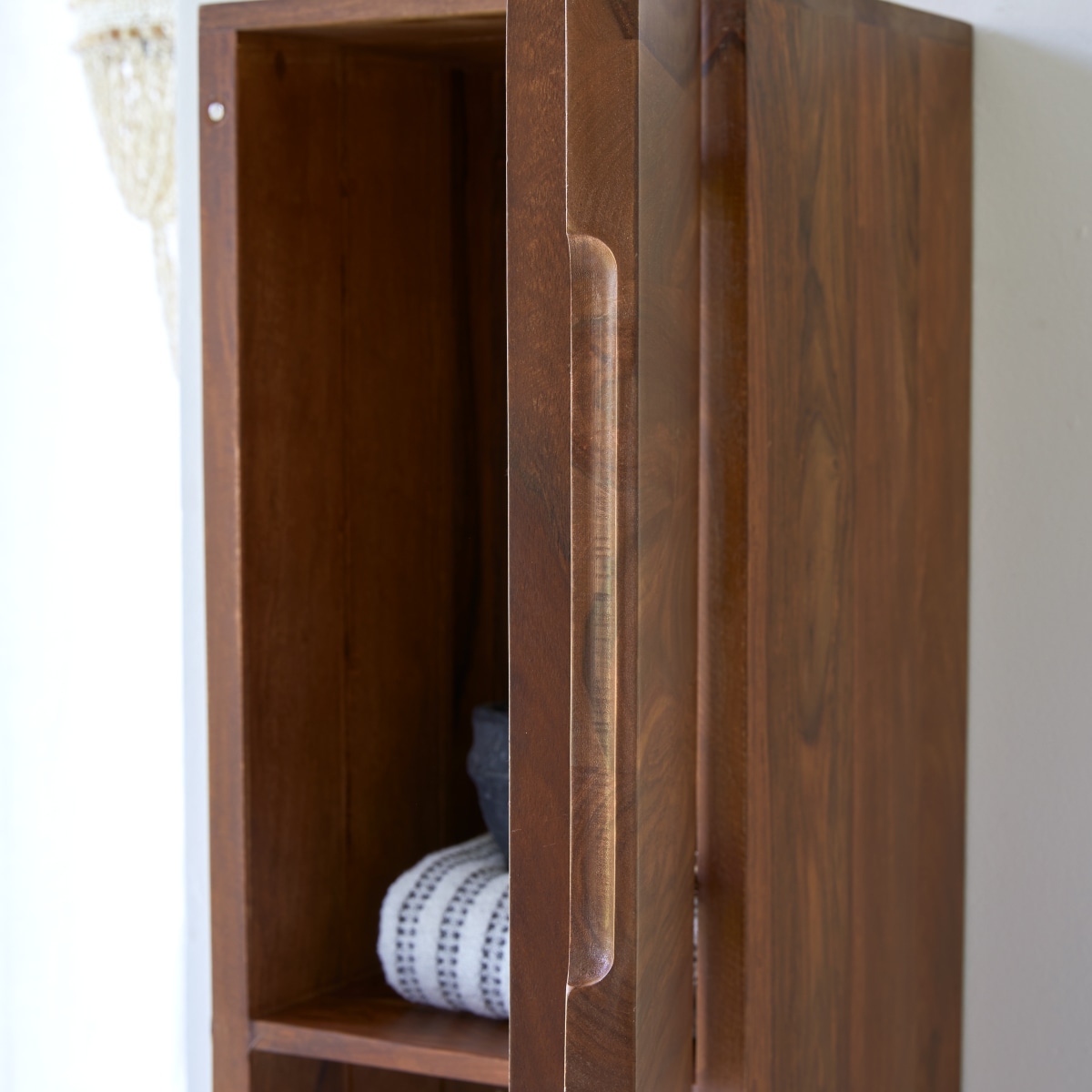 Nova - Hochschrank aus massivem Palisanderholz