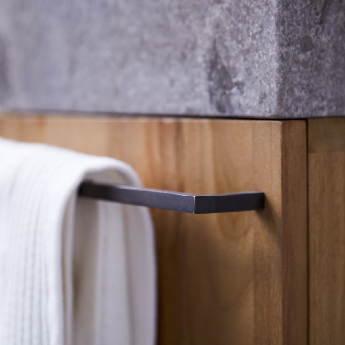 Stelle - Badunterschrank massivem Teakholz mit Marmor Waschbecken grey