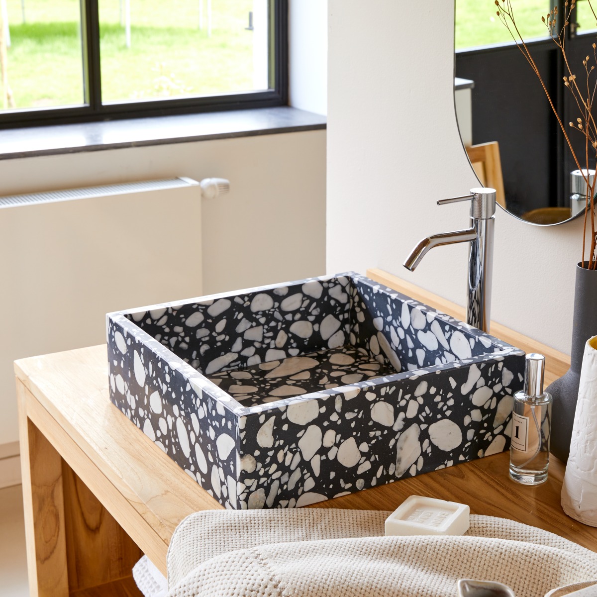 Unik - Quadratisches Waschbecken aus Premium-Terrazzo b. 40 cm