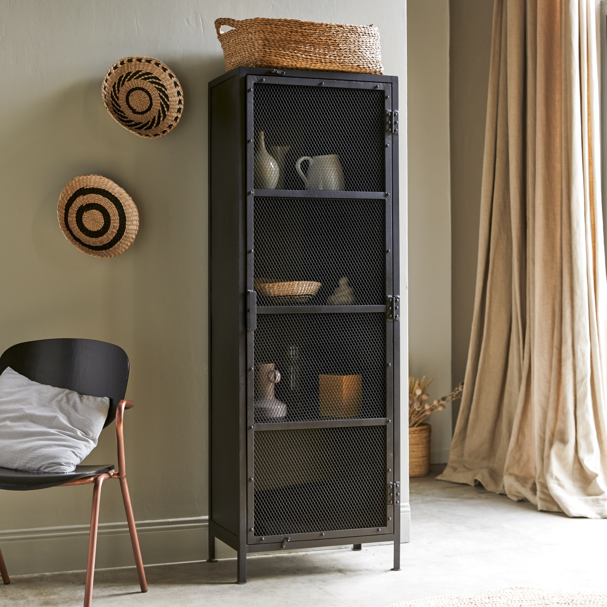 Alma - Schrank aus Metall