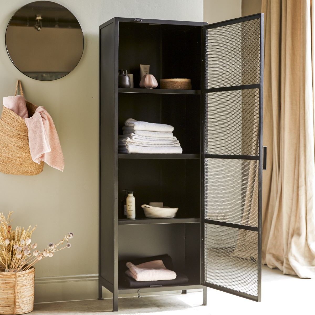 Alma - Hochschrank aus Metall