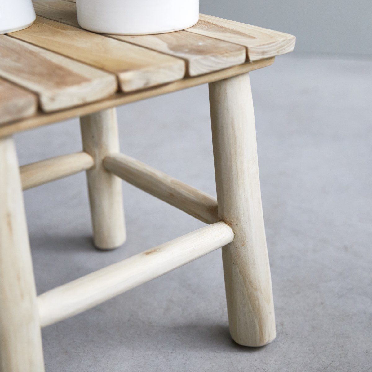 Kilim - Nachttisch aus massivem Teakholz