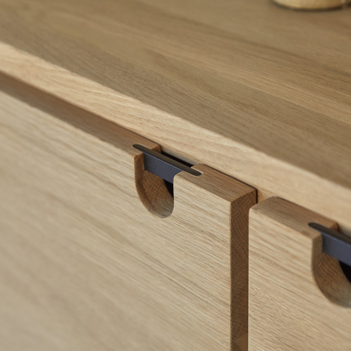 Jonàk - Buffet aus massivem Eichenholz 145 cm