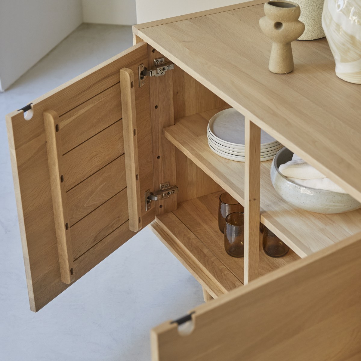Jonàk - Buffet aus massivem Eichenholz 145 cm