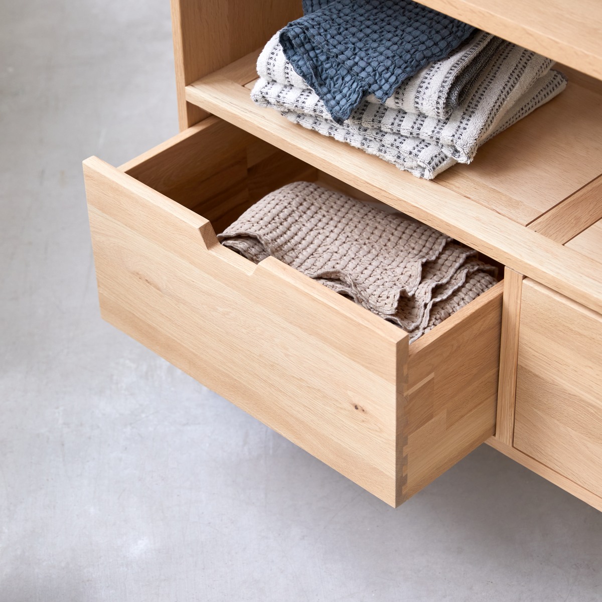 Kwarto - Waschtischunterschrank aus massiver Eiche 110 cm