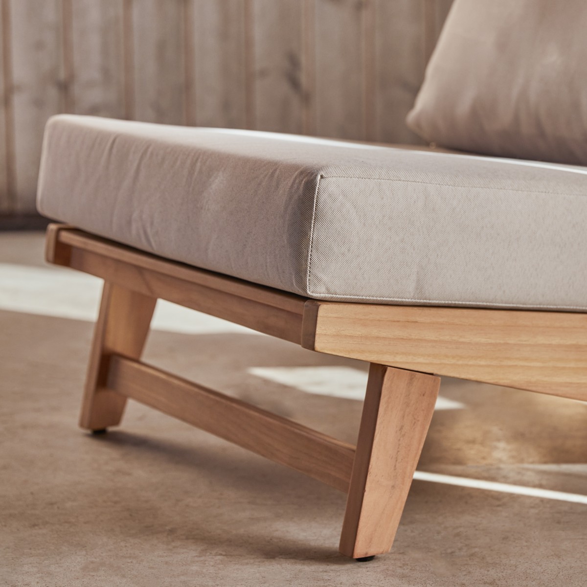 Olia - Sillón de jardín de teca maciza